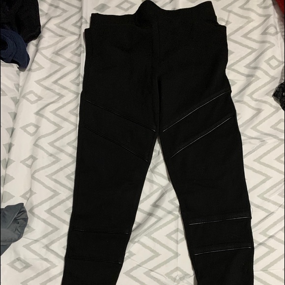 Leggings with thin leather strip - Picture 1 of 3